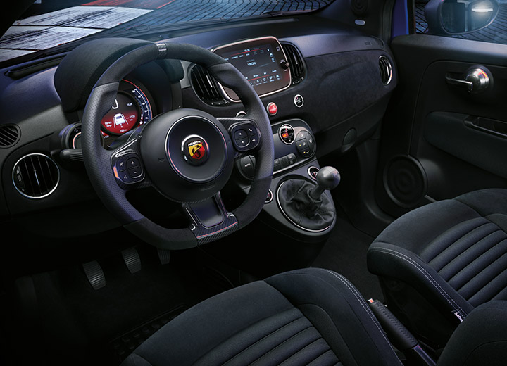 Fiat 500 Abarth 595 Competizione : une furie italienne !