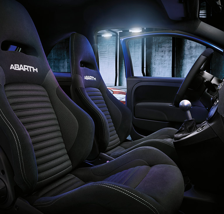 Abarth 595 Turismo Cabrio Automatic  165 hp : POV exterior - interior  walkaround & drive 