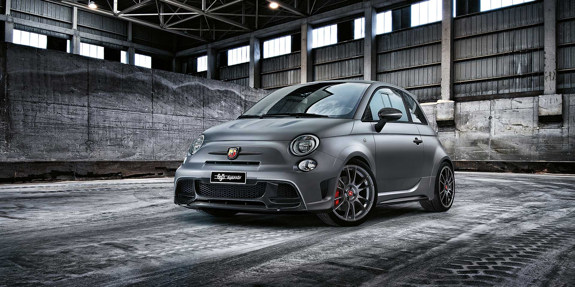 京商ミニッツ ABARTH 695 ASSETTO CORSE（グレーブラック） R/C EP Touring Car ABARTH 695 ASSETTO CORSE Grigio Campovolo