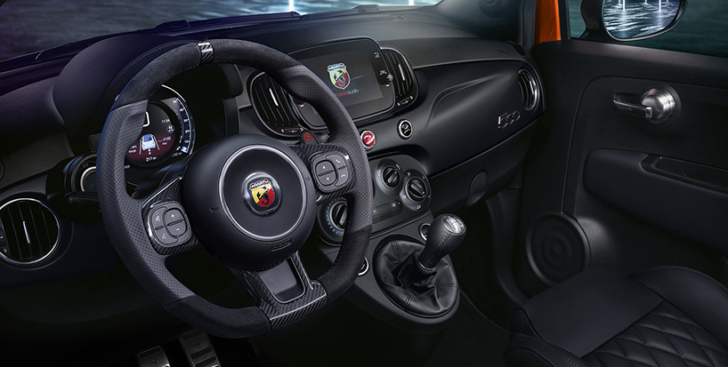 Hoelahoep feit collegegeld New Abarth 595 and Abarth 695 - Performance is a matter of choices.